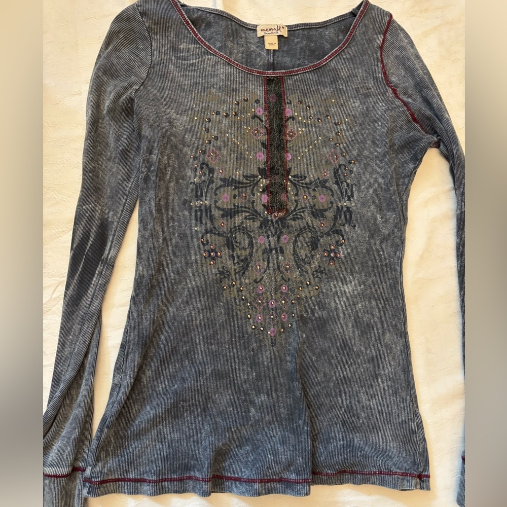 Oneworld brand graphic rhinestone longsleeve